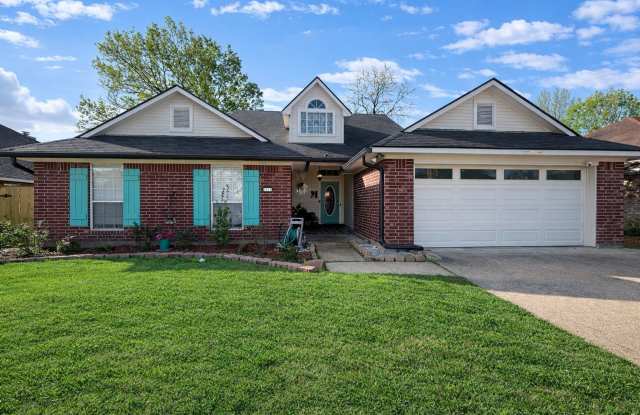 4 BEDROOM ONLY 7 MILES FROM BARKSDALE AIR FORCE BASE photos photos