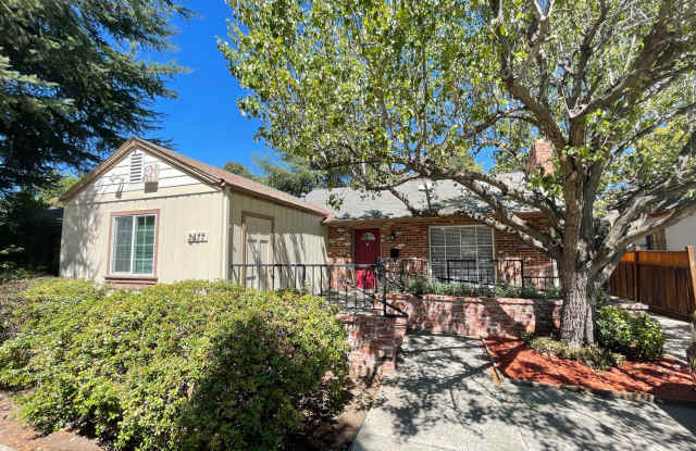 3 Bed 2 Bath Single Family Home In Concord photos photos