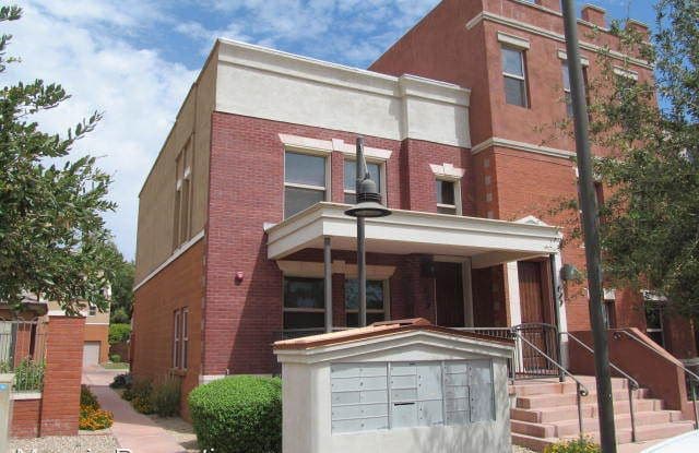 625 S. Roosevelt Street - 625 South Roosevelt Street, Tempe, AZ 85281
