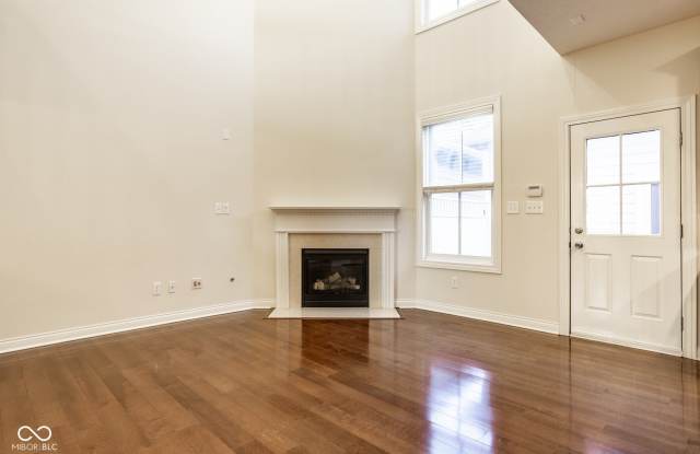 2616 Alcott Street Gallery 3