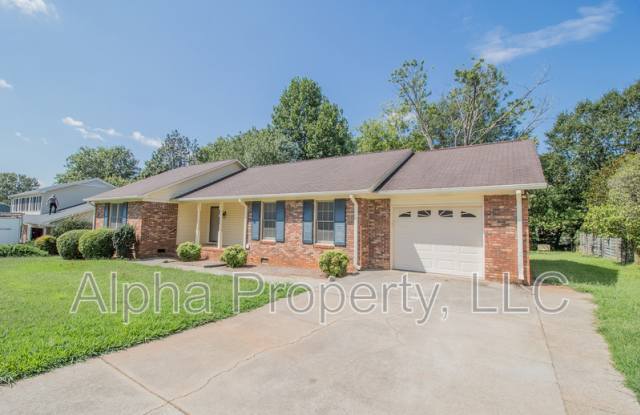102 Ticonderoga Drive Gallery 2