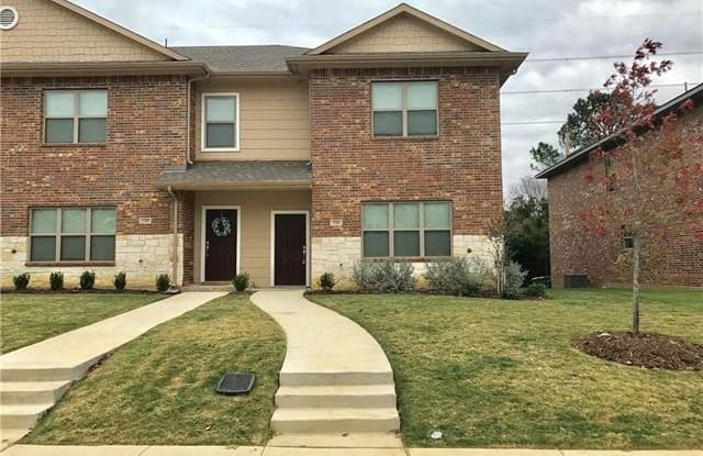 1324 Lake Crest Lane - 1324 Lake Crest Ln, Lewisville, TX 75057