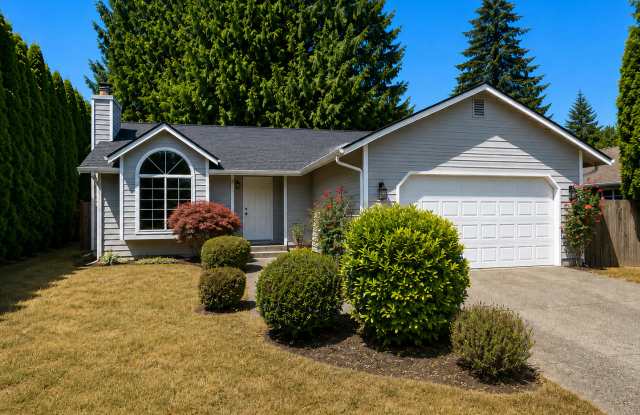 Must See 3 BED/2 Bath Rambler in Heart of Tumwater! Available 8/05/26! Gallery 1