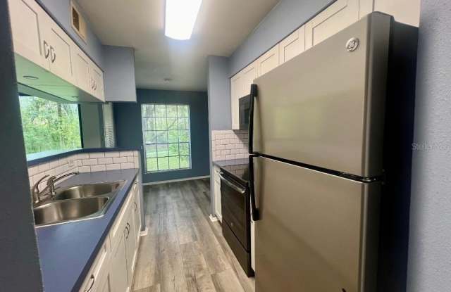 8702 MALLARD RESERVE DRIVE Gallery 4