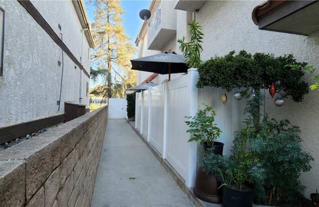 16733 Sherman Way Gallery 3