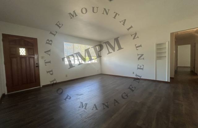 679 Siskiyou Gallery 3