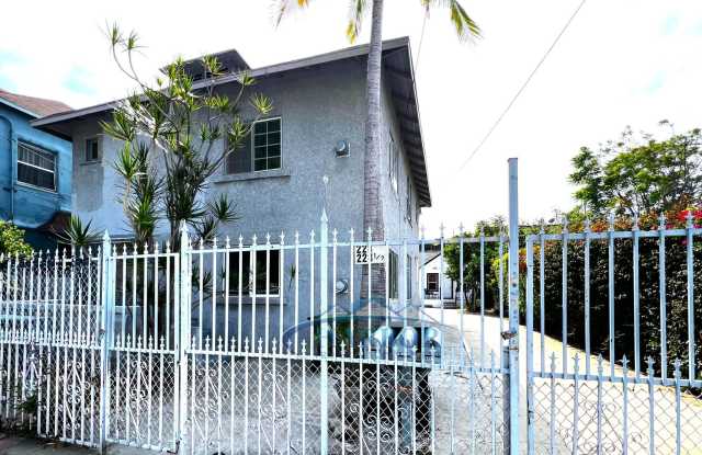 226 North Bonnie Brae Street photos photos