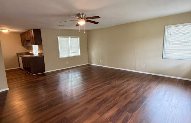Spacious 3BED, 1BATH in Vidor photos photos