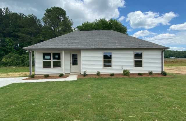 Home for rent in Talladega!!!! Available to View with 48 Hour Notice!!! photos photos