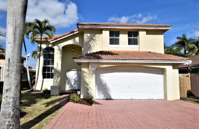 16337 SW 95th St - 16337 Southwest 95th Street, The Hammocks, FL 33196