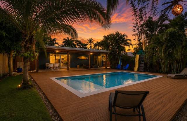 721 N Lakeside Drive Gallery 2