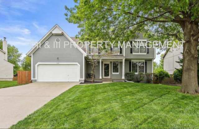 11408 W 117th Terr - 11408 West 117th Terrace, Overland Park, KS 66210