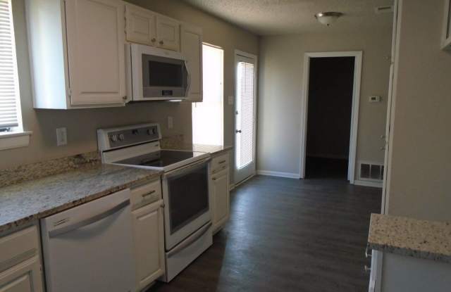 6103 Bay Hill Dr. Gallery 4