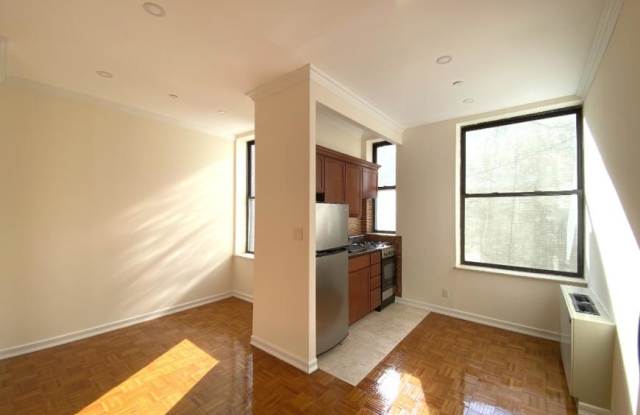 304 West 92nd Street - 304 West 92nd Street, New York City, NY 10025