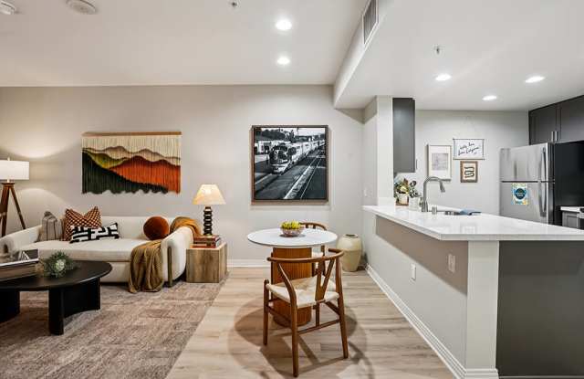 Haven at Del Mar Station Apartments Gallery 2