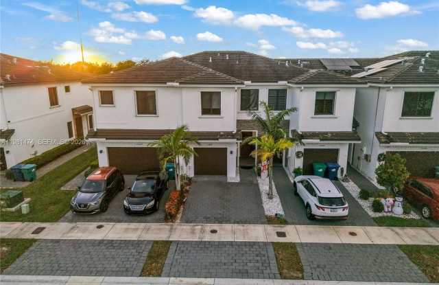 23424 SW 110th Ave photos photos