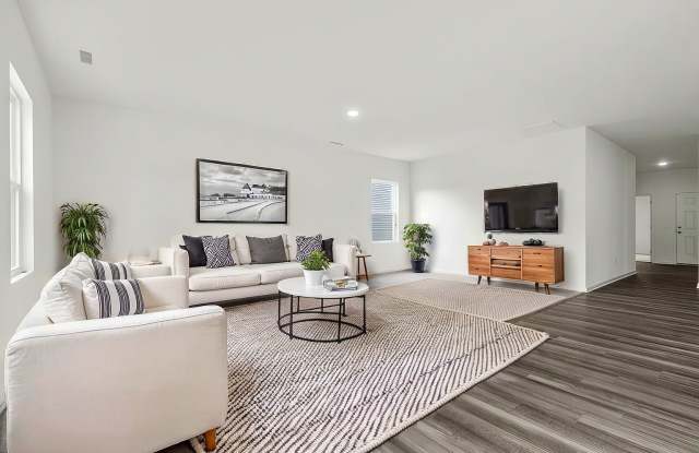 2035 Sellerback Wy Gallery 3