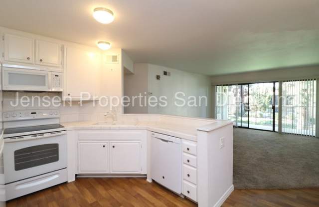 17627 Pomerado Road Gallery 4