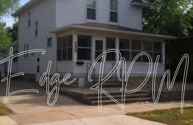 Spacious, Updated Home for Rent – 732 Dawson photos photos