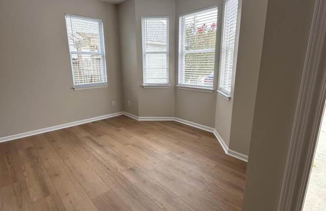 279 Coralstone Court Gallery 3