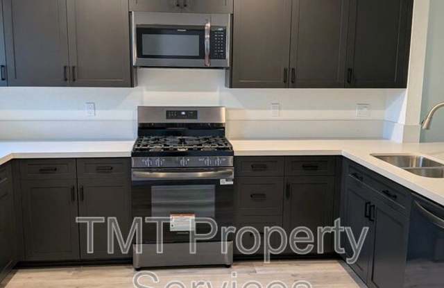 7330 Stratford Place photos photos