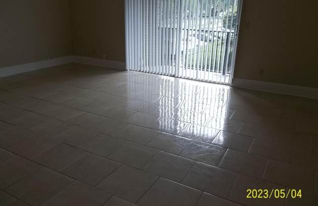 4915 BAYMEADOWS Road Gallery 3
