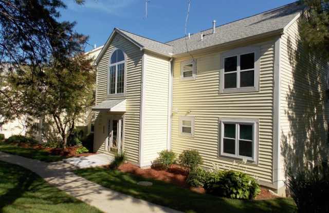 2215 S Huron Parkway - 2215 South Huron Parkway, Ann Arbor, MI 48104