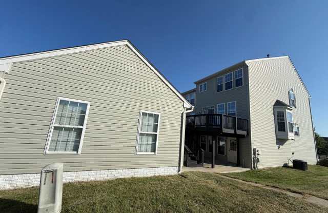 60 DEERBROOK Drive Gallery 3