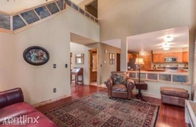 9777 Wimbledon Ct Gallery 4