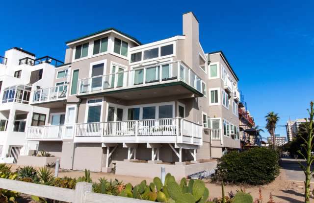 1 Catamaran St Apt A - 1 Catamaran Street, Los Angeles, CA 90292