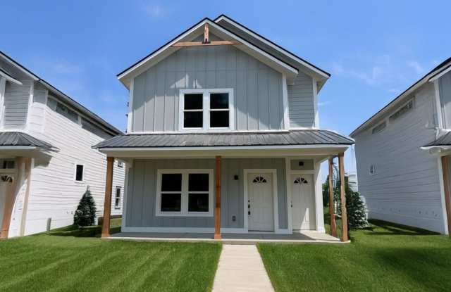 2805 N Talbott Street photos photos
