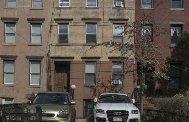288 4TH ST - 288 4th Street, Jersey City, NJ 07302