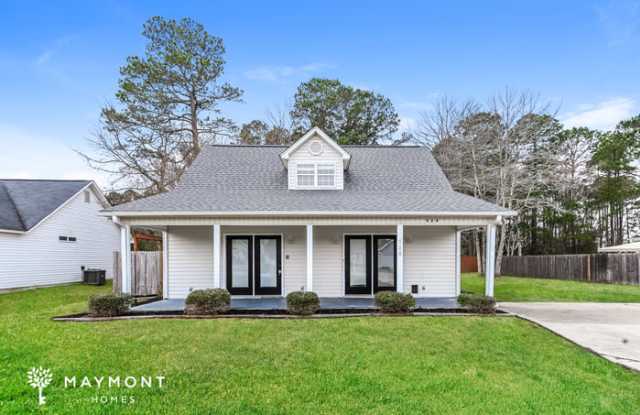 528 Lake Park Drive - 528 Lake Park Drive, Socastee, SC 29588 528 Lake Park Drive - 528 Lake Park Drive, Socastee, SC 29588