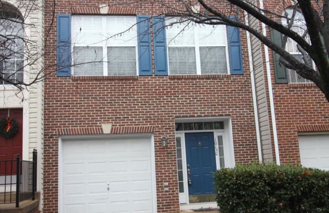 10190 PALE ROSE LOOP - 10190 Pale Rose Loop, Linton Hall, VA 20136