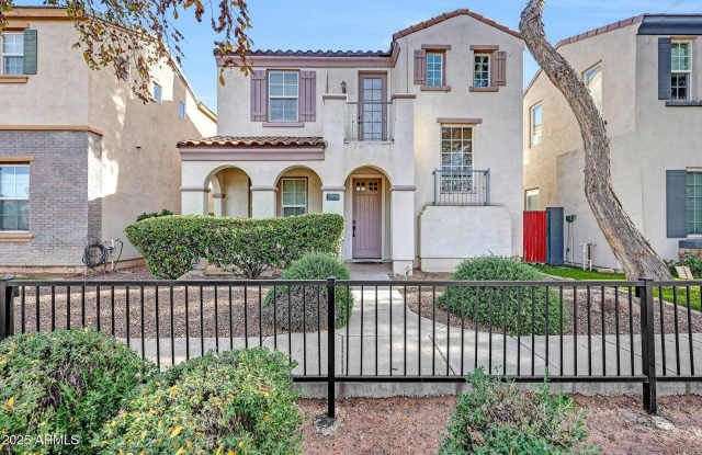 2909 N 48TH Street - 2909 North 48th Street, Phoenix, AZ 85018 2909 N 48TH Street - 2909 North 48th Street, Phoenix, AZ 85018