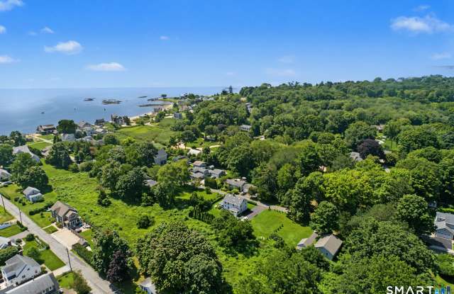 37 Beach Avenue Gallery 2