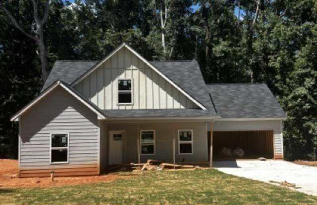 194 Pine Valley - 194 Pine Valley Drive, Royston, GA 30662
