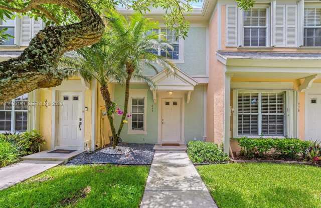 205 Mallory Ct photos photos