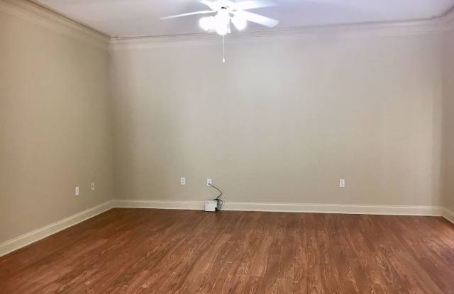 11182-12A River Highlands Gallery 2