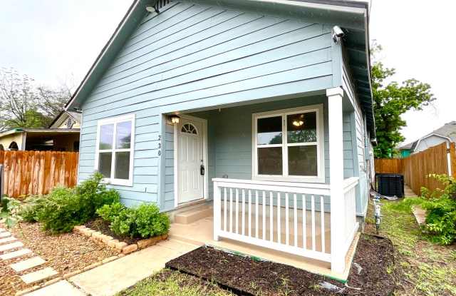 Move-In Ready 3BD/2BA – Laminate Floors, Fenced Yard & Prime Location! ACCEPTS SECTION 8 photos photos