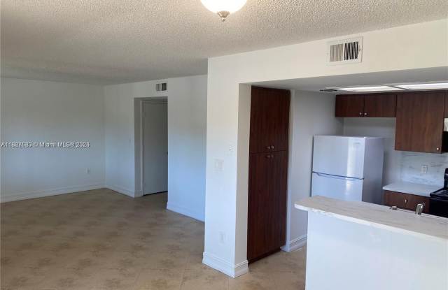 8323 Coral Lake Dr Gallery 3