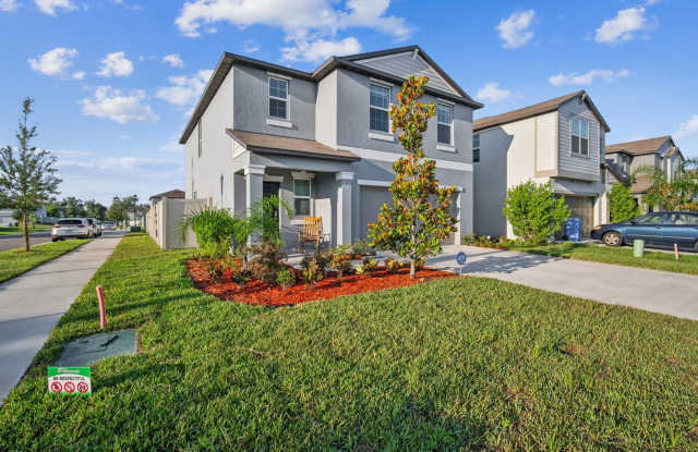 Modern Home 4-Bed, 2.5 Bath | Prime Riverview Location | Solar Powered, Tesla EV Charger | Walkable to Top School photos photos
