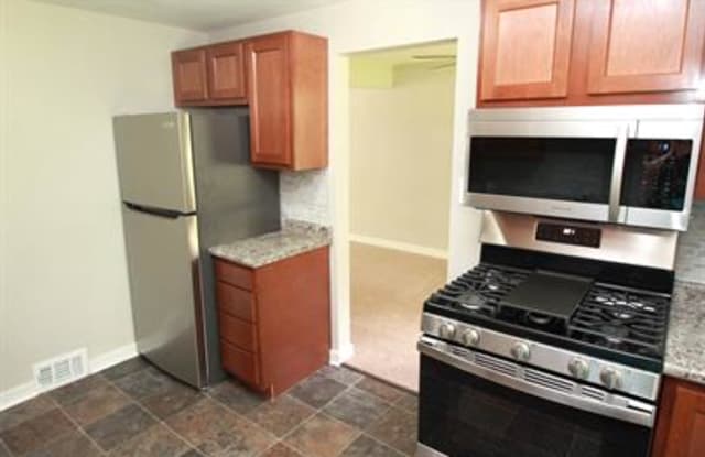 933 SLEEPY HOLLOW ROAD - 933 Sleepy Hollow Road, Castle Shannon, PA 15234 933 SLEEPY HOLLOW ROAD - 933 Sleepy Hollow Road, Castle Shannon, PA 15234