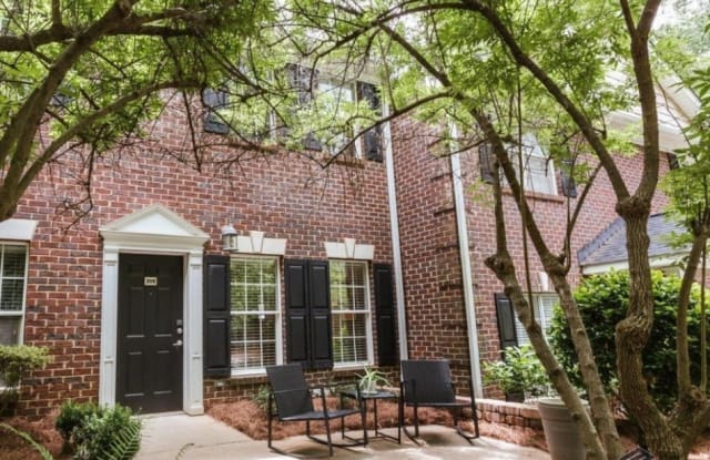 101 Woodlake Drive - 101 Woodlake Place, Athens, GA 30605