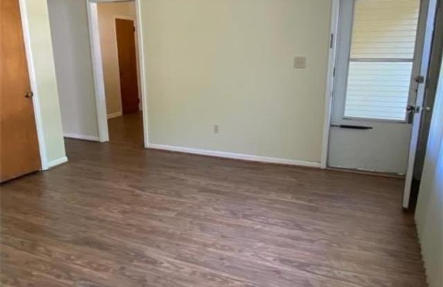 428 Cherrywood Court Gallery 3