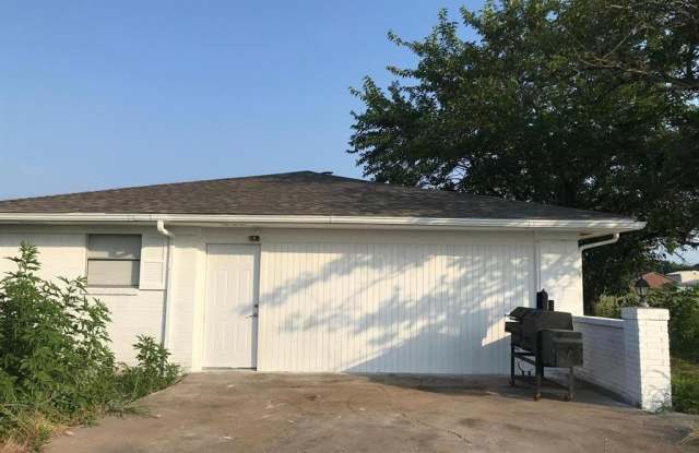 2587 Highway 69 N - 2587 U.S. 69, Hunt County, TX 75401 2587 Highway 69 N - 2587 U.S. 69, Hunt County, TX 75401