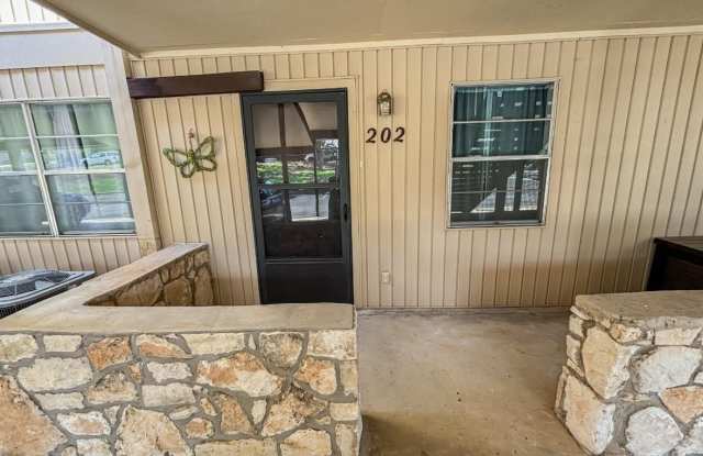 1210 Hi Stirrup #202 photos photos