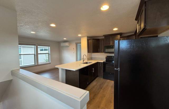 1 Bed/1 Bath ADU on Bend's Eastside - Cessna Drive Gallery 2