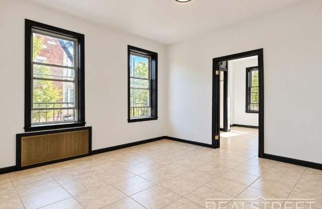 169 Irving Avenue Gallery 4