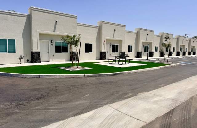 Brand New 2 Bedroom 2 Bath gated community apartments. Gallery 2